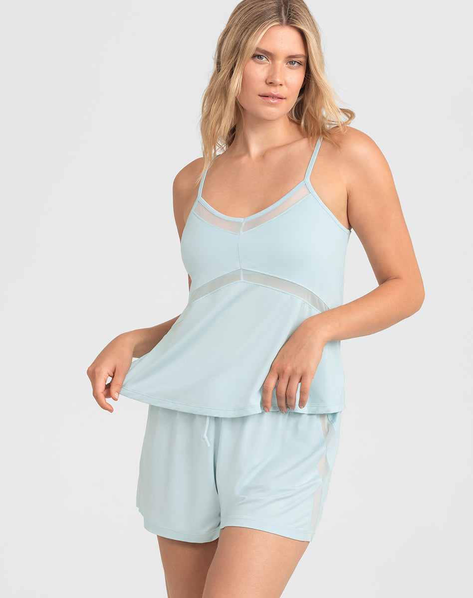 BlissWearCami-Model-Glacier-S-Elle-Front.jpg