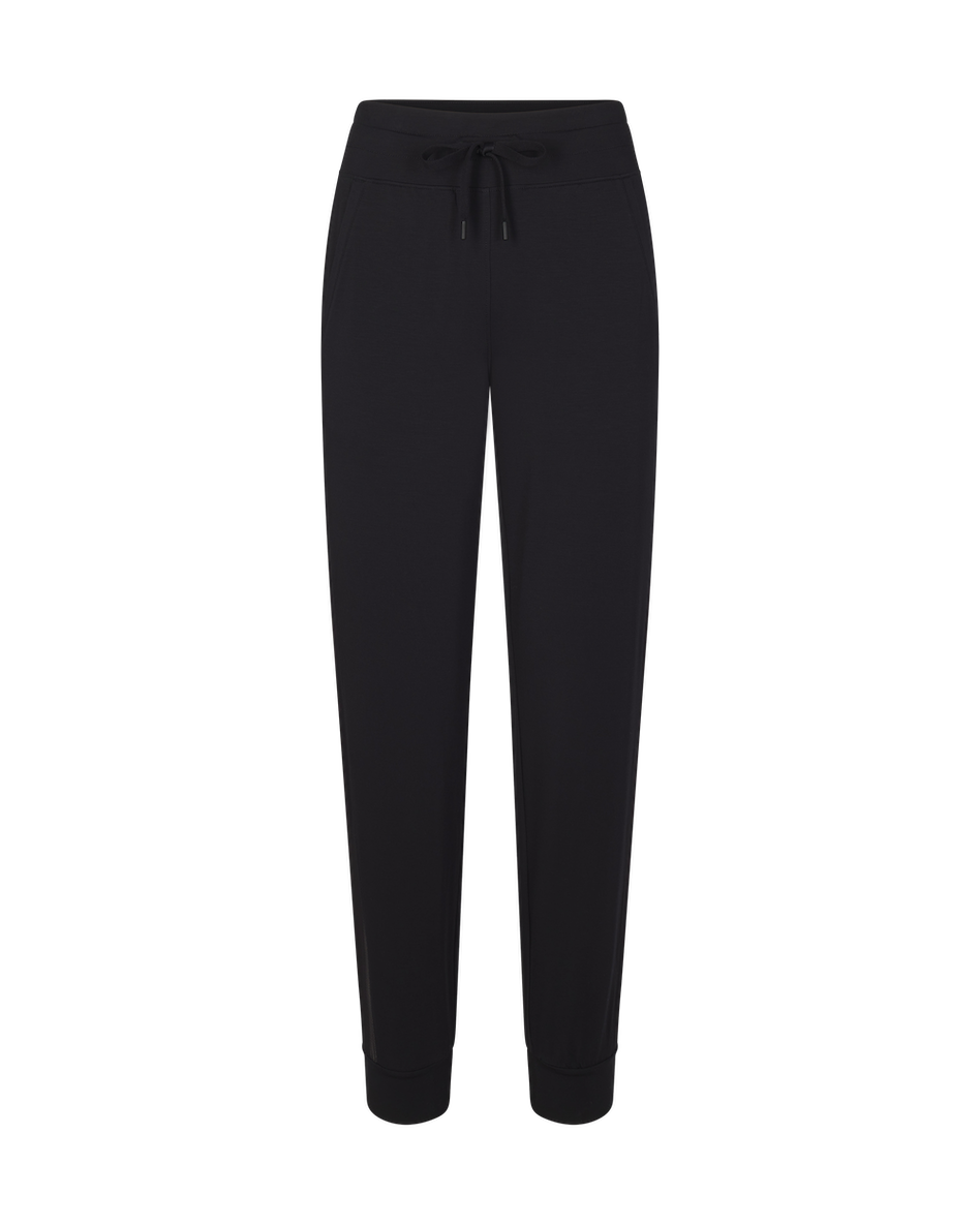 BlissWearJogger-Mannequin-Midnight-Front.png