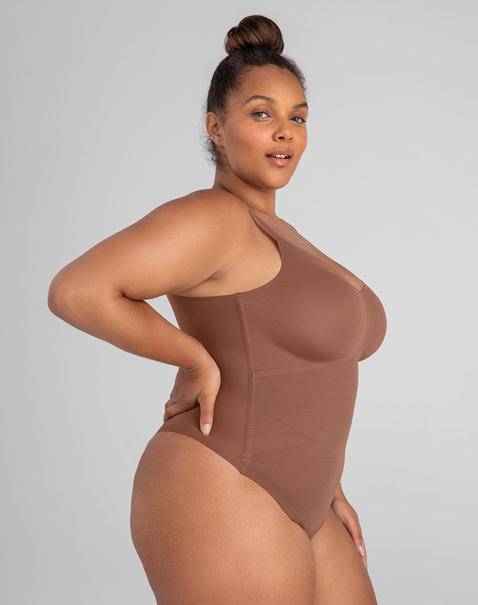CamiThongBodysuit-Model-Toffee-1X-Larissa-Side.jpg