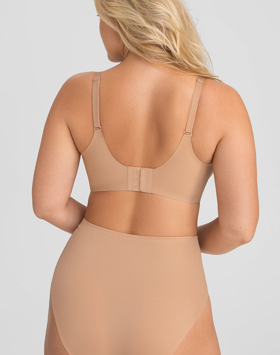 CrossOverVNeckBraFlex-Model-Sand-36DD-McCallah-Back.jpg