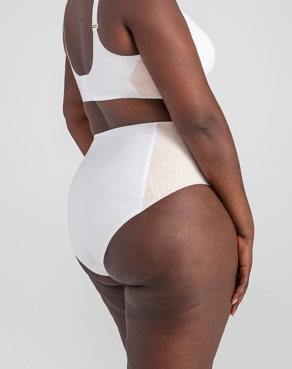 LaceCrossOverBrief-Model-Astral-XL-Sabey-Back.jpg