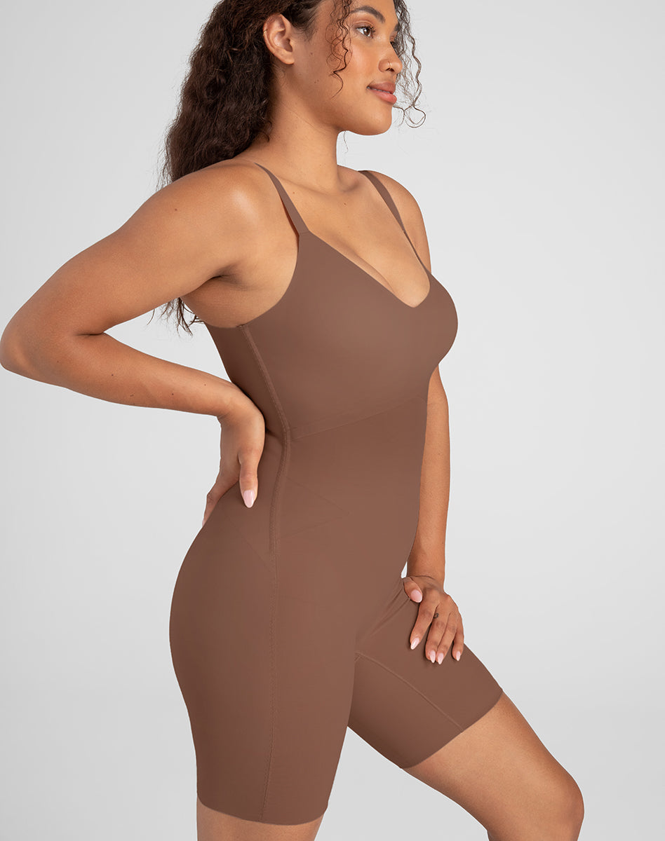 MidThighBodysuit-Model-Toffee-M-Mei-Side.jpg