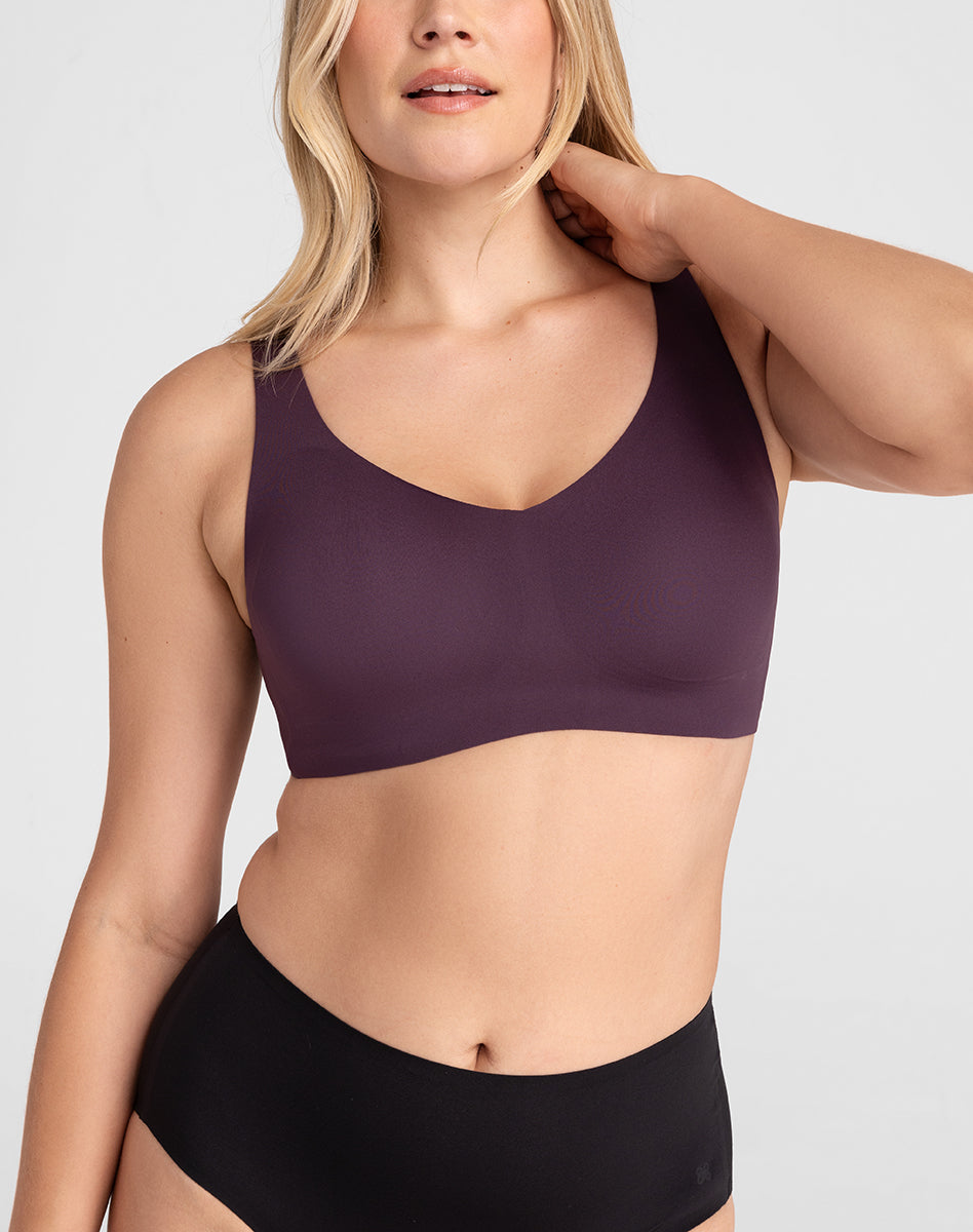 SoftFormBra-Model-Aubergine-M-Elle-Front.jpg