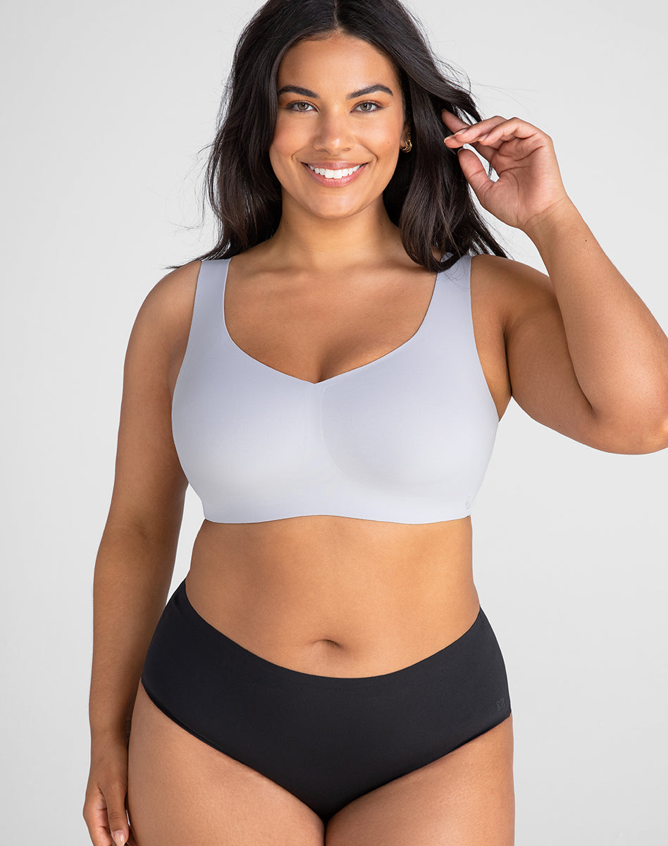 SoftFormBra-Model-Moondust-1X-Julia-Front.jpg