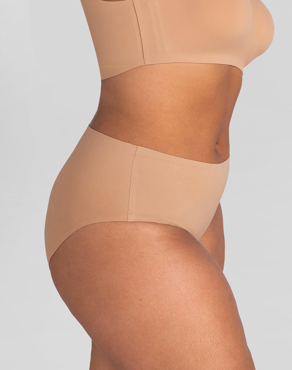 SoftFormHighRiseBrief-Model-Sand-1X-Julia-Side.jpg