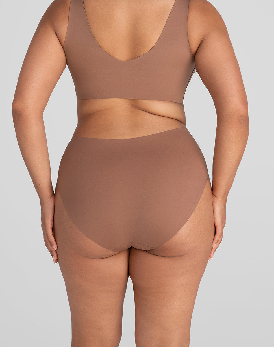 SoftFormHighRiseBrief-Model-Toffee-1X-Julia-Back.jpg
