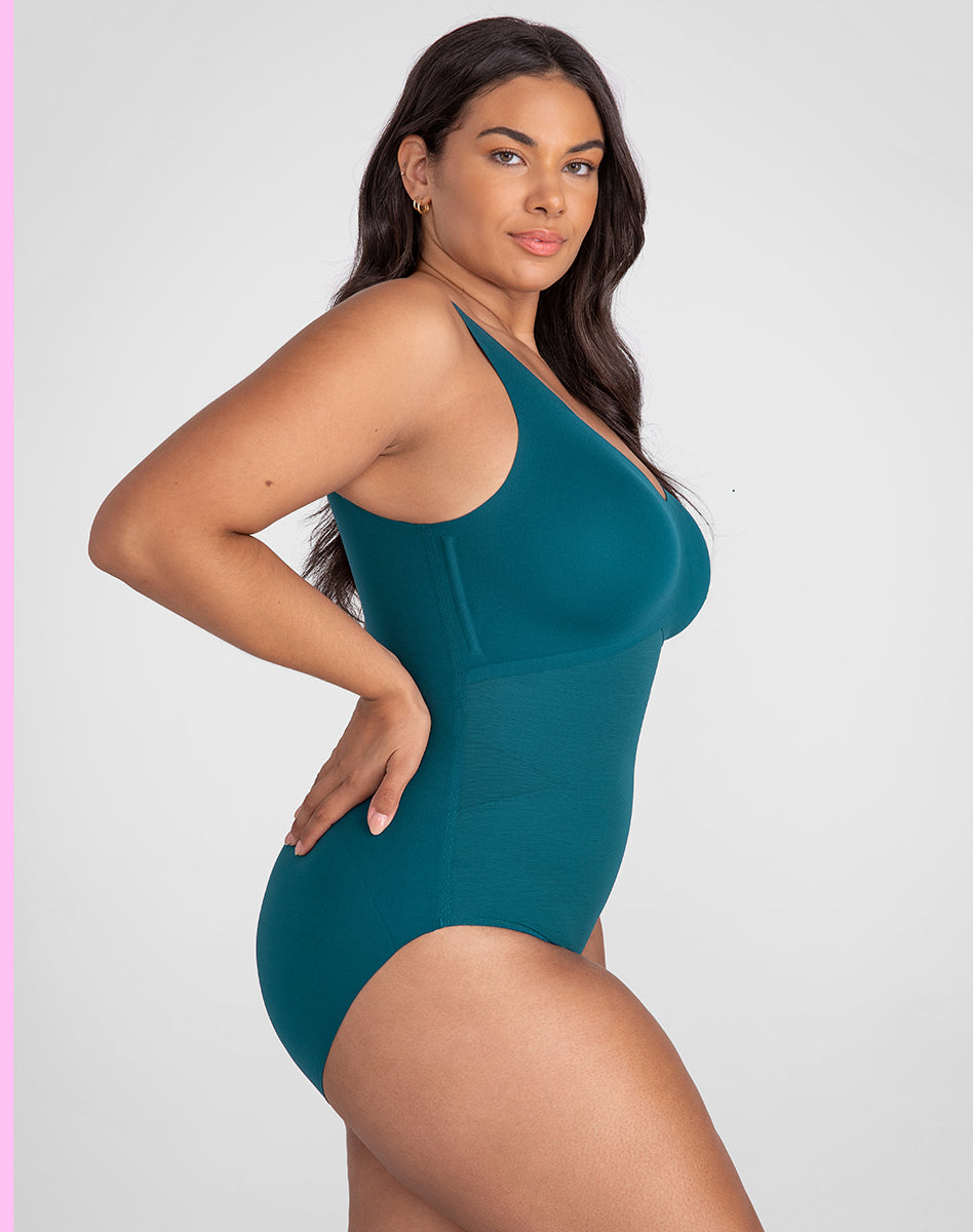 TankBodysuit-Model-Deep_Aqua-XL-Julia-Side.jpg