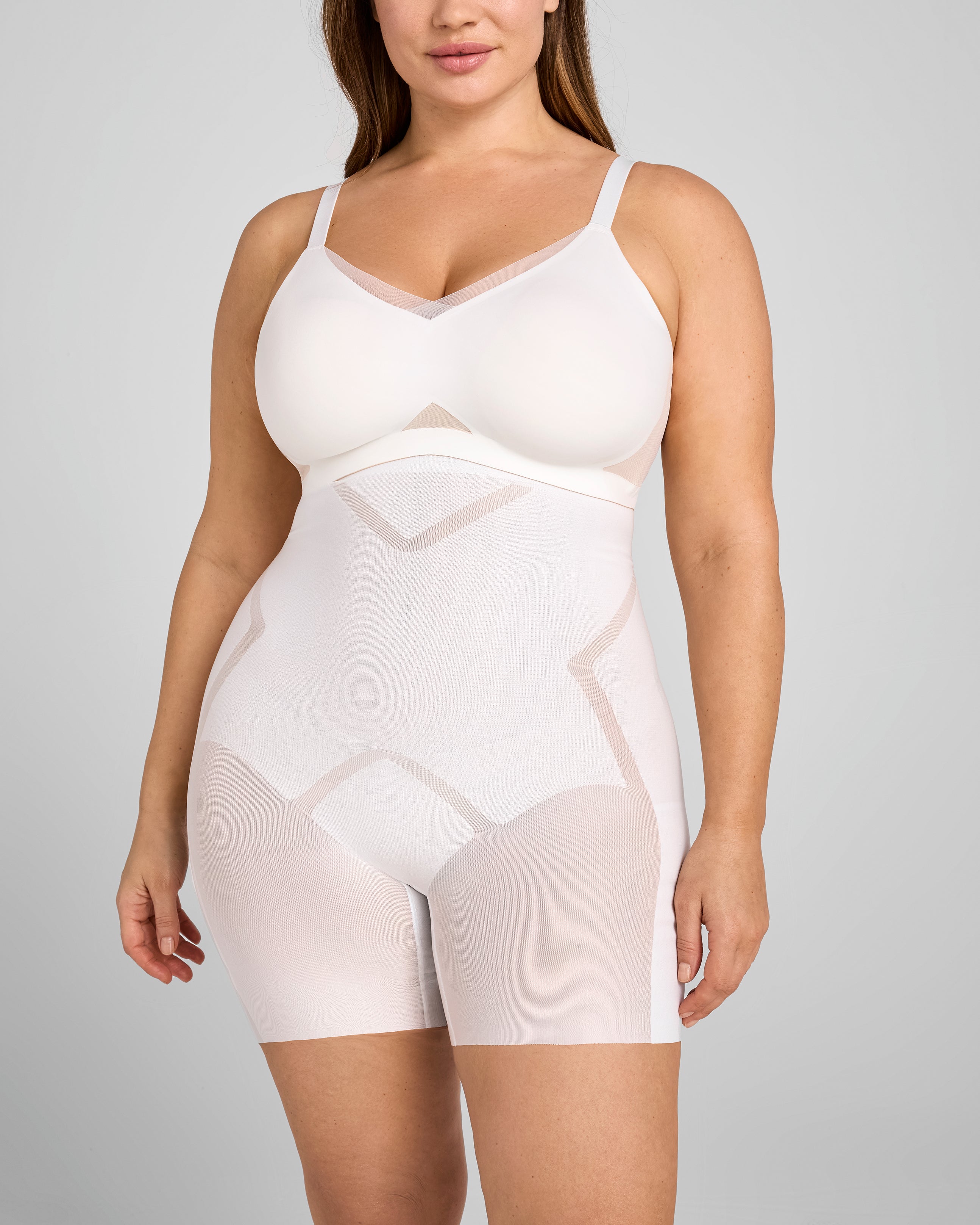 mesh_sculpt_hw_short-astral-1X-Tara_1637_R1_18afaec8-a308-417c-9515-bfbdf02decdb.jpg